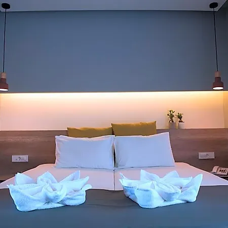 Golden Star Relax - Adults Only 16
