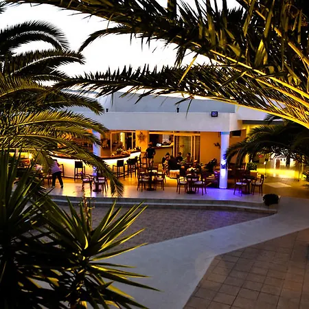 Golden Star Relax - Adults Only 16