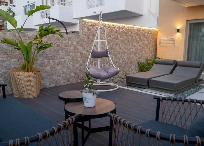 Golden Star Relax - Adults Only 16