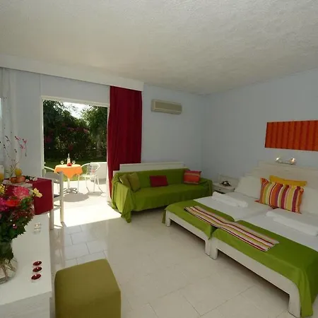 Golden Star Relax - Adults Only 16 فندق Tigaki