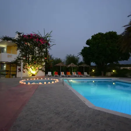 Golden Star Relax - Adults Only 16 Otel 4*