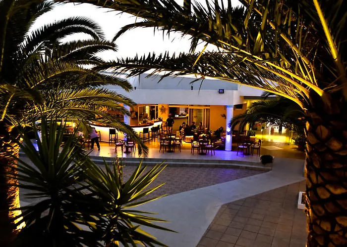 Golden Star Relax - Adults Only 16